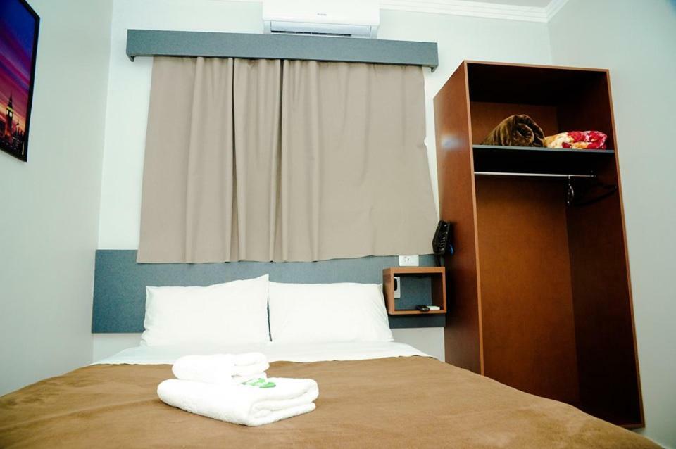 London Executive Hotel Cafelandia  Экстерьер фото