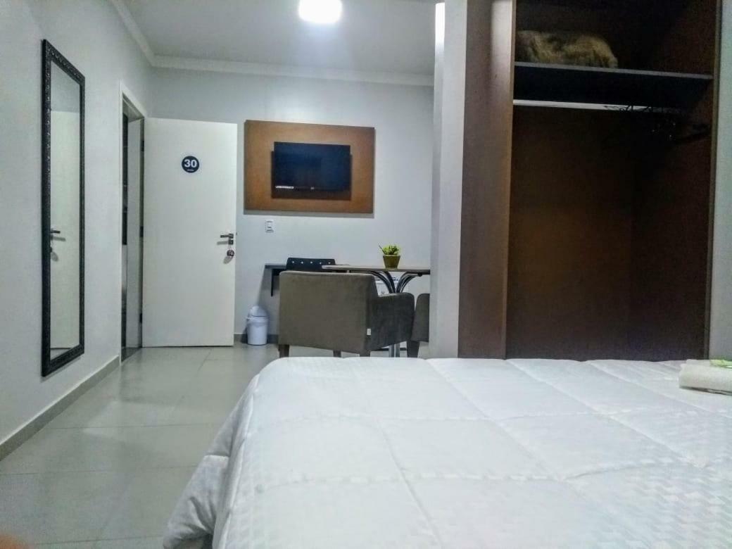 London Executive Hotel Cafelandia  Экстерьер фото
